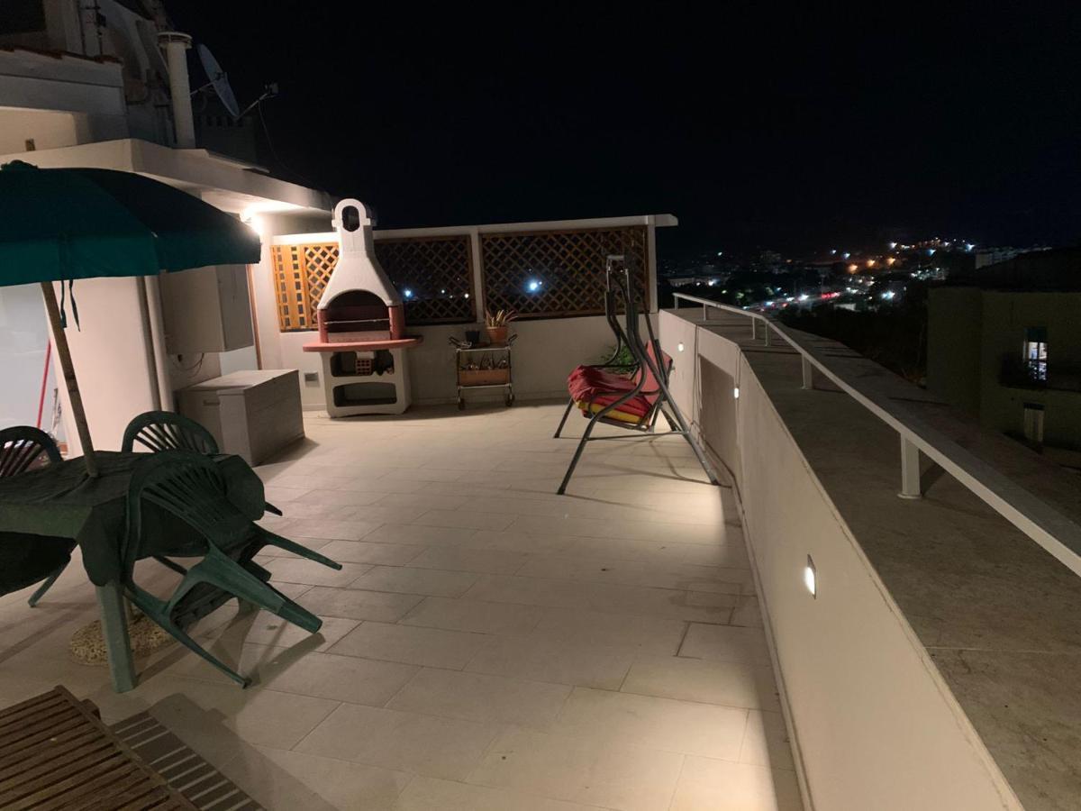 Attico Via Della Pineta 5 Minuti Dal Mare Lägenhet Cagliari Exteriör bild